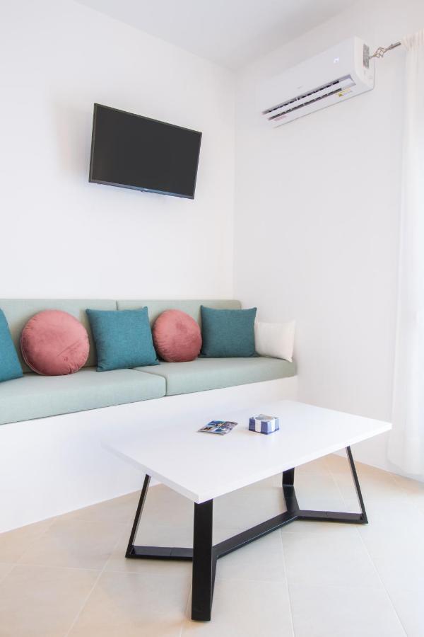 Anemos Guest Apts Karpathos Exterior photo