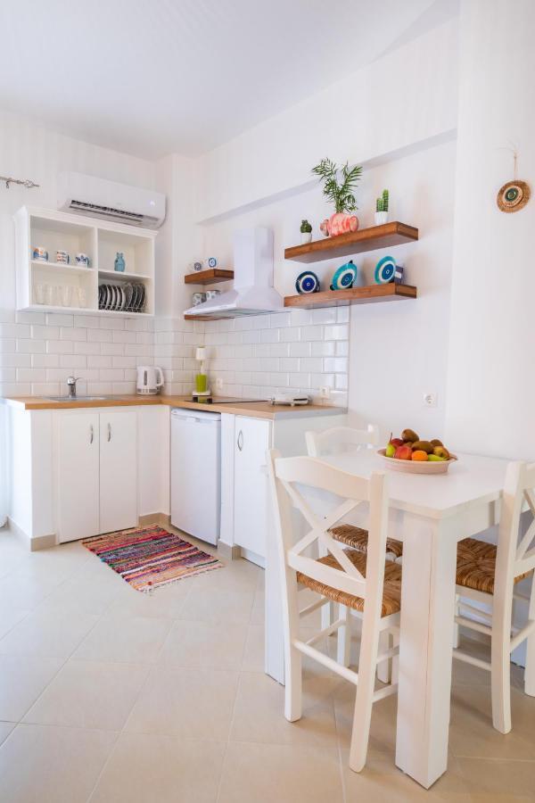 Anemos Guest Apts Karpathos Exterior photo