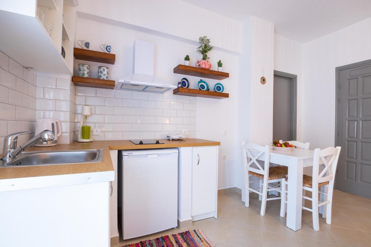 Anemos Guest Apts Karpathos Exterior photo