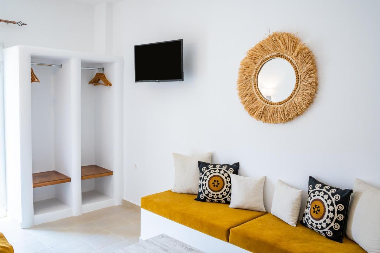 Anemos Guest Apts Karpathos Exterior photo