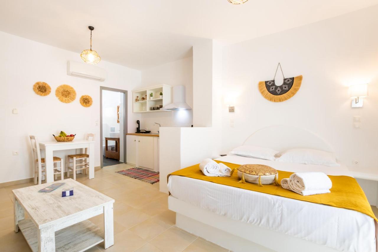 Anemos Guest Apts Karpathos Exterior photo